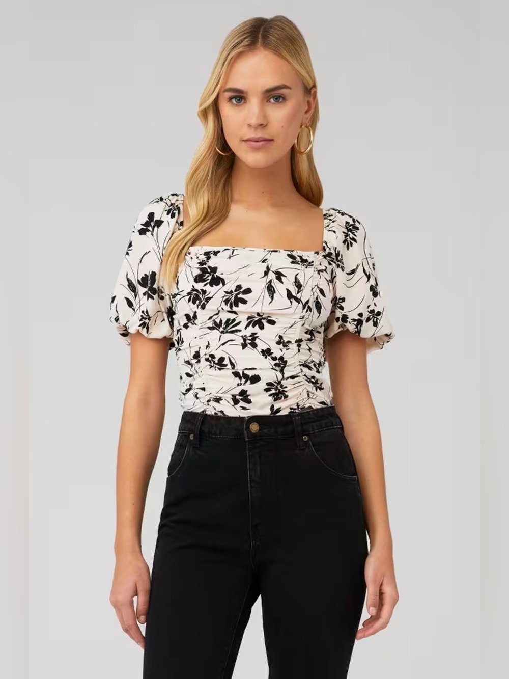 ASTR the Label Florian top in black and cream  puff sleeves small NWT